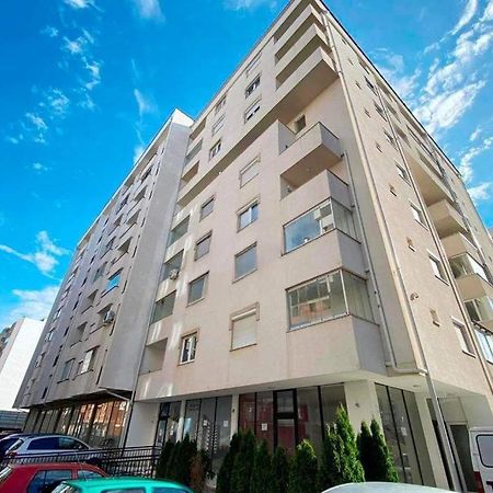1-Bedroom Apartment Fushe Kosove Kosovo Polje Exterior photo
